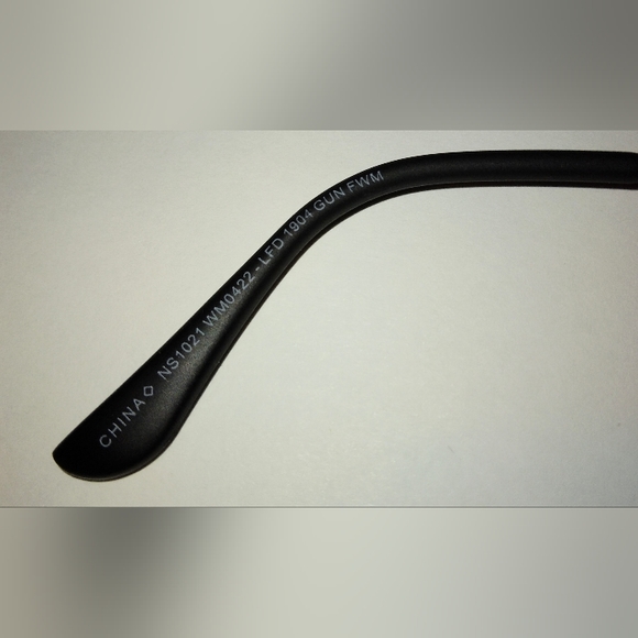 FREE with PURCHASE - FOSTER GRANT WIRE FRAME SUNGLASSES BLACK VGUC - Picture 9 of 16